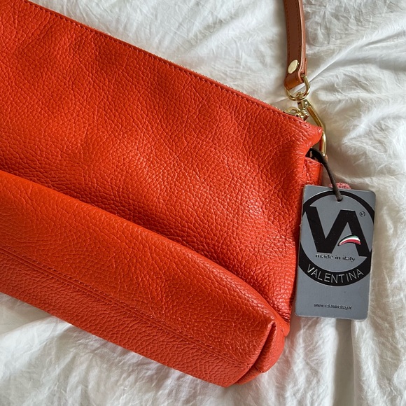 Valentina 1993 Orange Leather Shoulder Bag - Picture 5 of 11